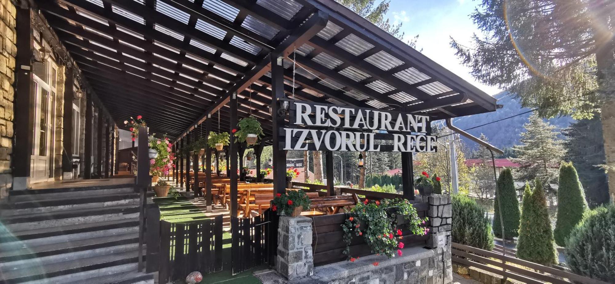 Hanul Izvorul Rece Σινάια Εξωτερικό φωτογραφία