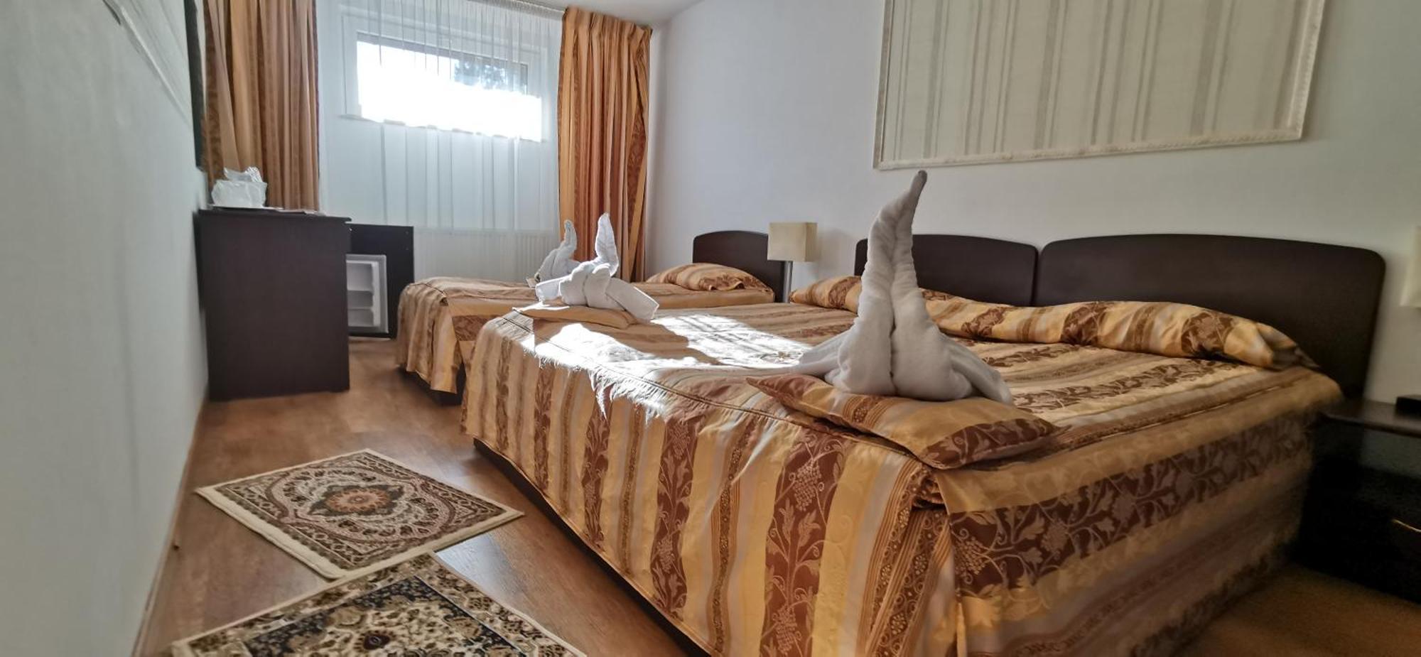 Hanul Izvorul Rece Σινάια Εξωτερικό φωτογραφία